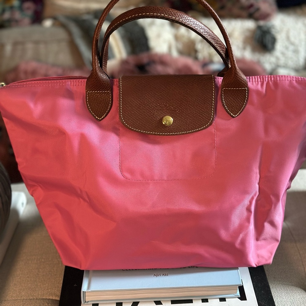 Pre-loved Longchamp Medium Lepliage Tote